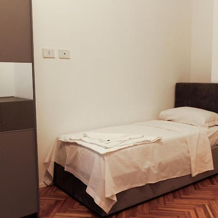 Attia Residence Wifi - Duomo In 10 Min Milan Exterior photo
